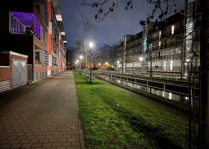 Penthouse-wohnung Am Innenhafen Дуйсбург