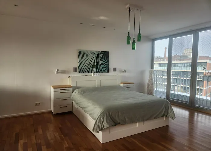 Penthouse-wohnung Am Innenhafen Апартаменты *