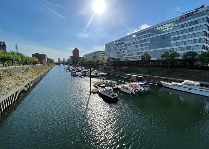 Penthouse-wohnung Am Innenhafen 公寓 *